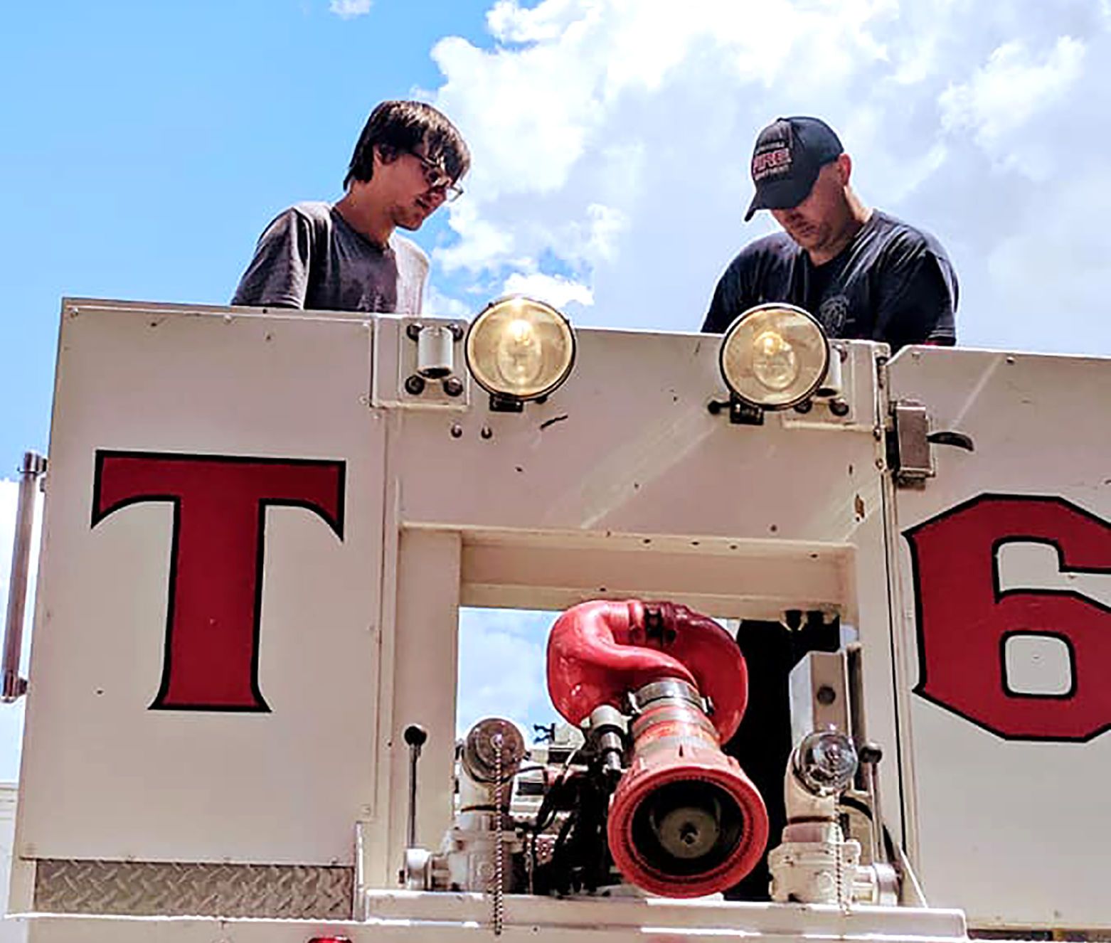 Osky resident recognized for fire rescue